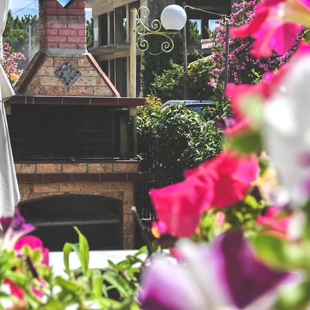 Artemis Hotel Apartments Keramotí Zewnętrze zdjęcie